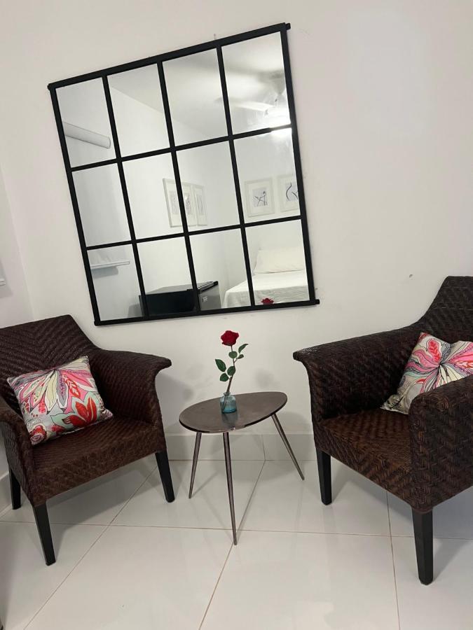 Casa Rosada Beach Front Mano Juan 외부 사진