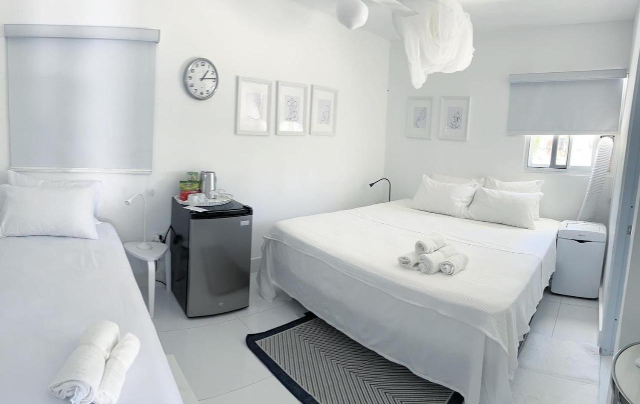Casa Rosada Beach Front Mano Juan 외부 사진